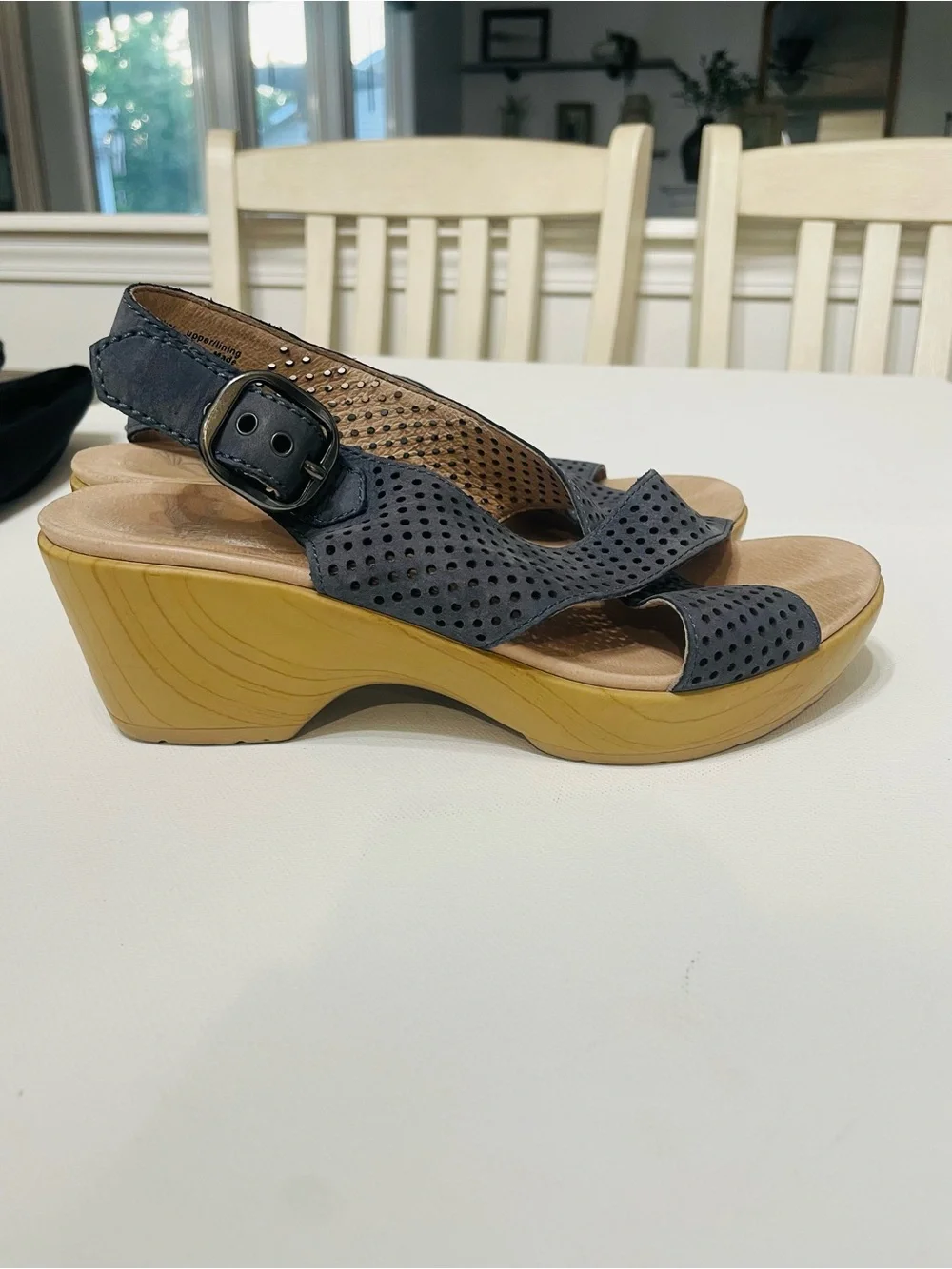 Dansko Jacinda Blue Perforated Leather Slingback Platform Sandals Size 36 US 6 - Picture 4 of 6
